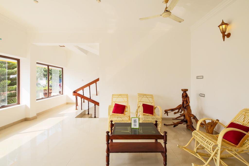 Treebo Moonlight Hotel Thiruvananthapuram Buitenkant foto